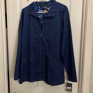 New Dickies Scrub Jacket